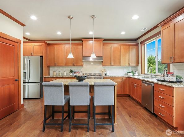 16300 270th Place NE, Duvall WA 98019