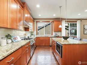 16300 270th Place NE, Duvall WA 98019