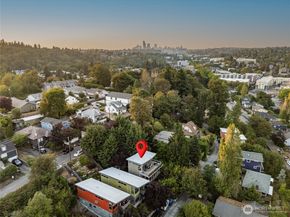 4050 34th Avenue S, Seattle WA 98118