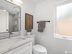 1540 NE 113th Street, Seattle WA 98125