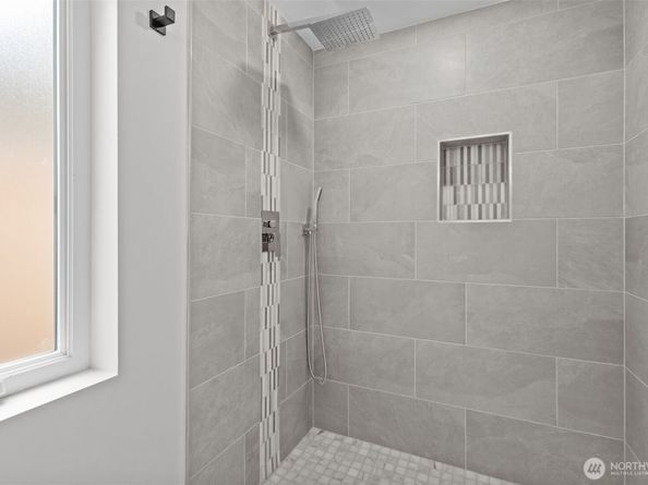 1540 NE 113th Street, Seattle WA 98125