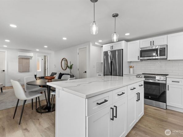 1540 NE 113th Street, Seattle WA 98125