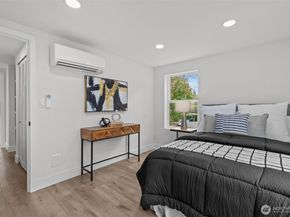 1540 NE 113th Street, Seattle WA 98125
