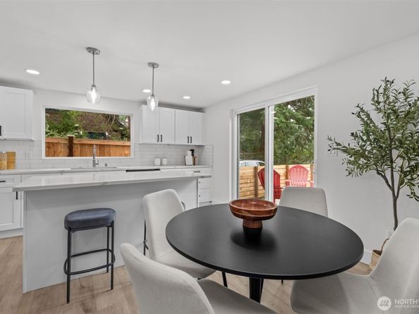 1540 NE 113th Street, Seattle WA 98125