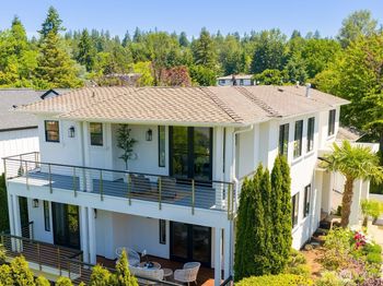 606 10th Ave