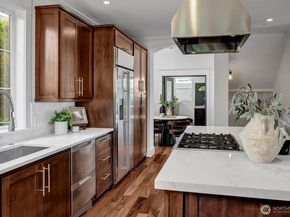 606 10th Ave, Kirkland WA 98033