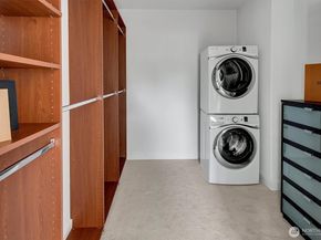 606 10th Ave, Kirkland WA 98033