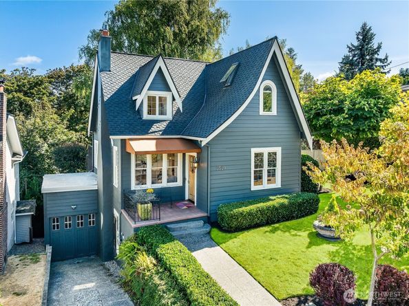 2520 Warren Avenue N, Seattle WA 98109
