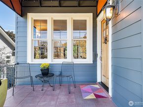 2520 Warren Avenue N, Seattle WA 98109