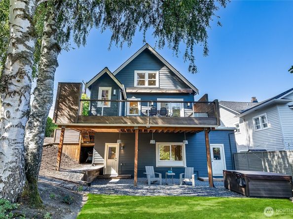 2520 Warren Avenue N, Seattle WA 98109