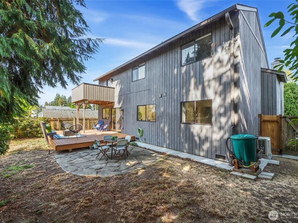 1307 SW 160th Street, Burien WA 98166