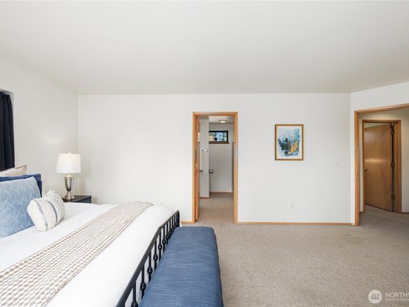 1307 SW 160th Street, Burien WA 98166