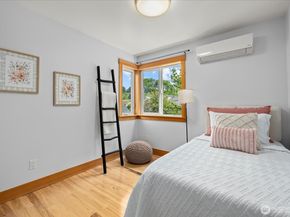 715 28th Ave S &713, Seattle WA 98144