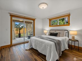 715 28th Ave S &713, Seattle WA 98144