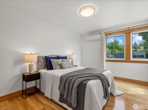 715 28th Ave S &713, Seattle WA 98144