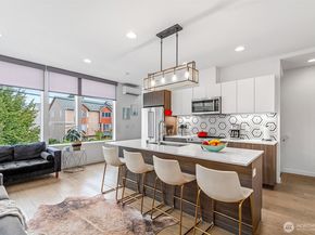 9045 Mary Avenue NW D, Seattle WA 98117