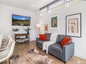 9045 Mary Avenue NW D, Seattle WA 98117