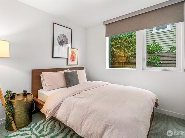 9045 Mary Avenue NW D, Seattle WA 98117