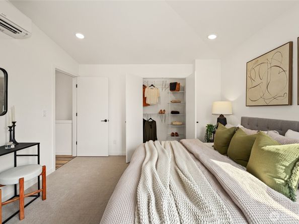 12037 C Fremont Avenue N 3, Seattle WA 98133
