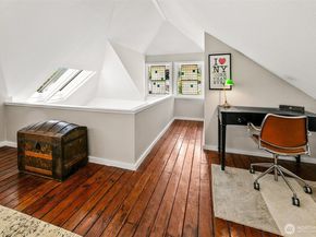 1714 E Highland Drive 1714, Seattle WA 98112