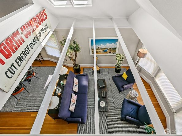 1714 E Highland Drive 1714, Seattle WA 98112