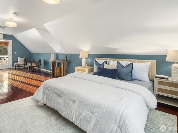 1629 22nd Avenue, Seattle WA 98122