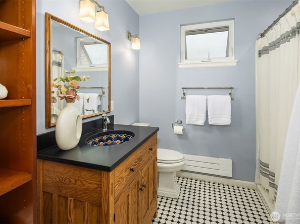 1629 22nd Avenue, Seattle WA 98122