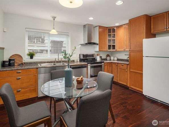 1629 22nd Avenue, Seattle WA 98122