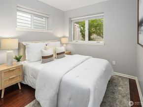 1629 22nd Avenue, Seattle WA 98122
