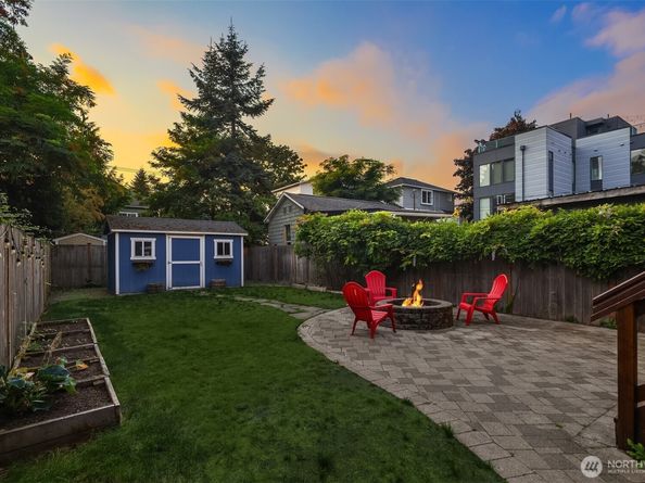 1629 22nd Avenue, Seattle WA 98122
