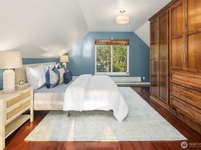 1629 22nd Avenue, Seattle WA 98122