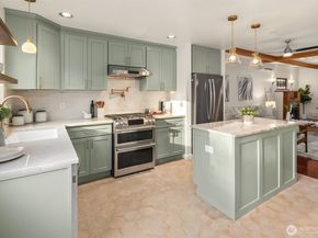 1629 22nd Avenue, Seattle WA 98122