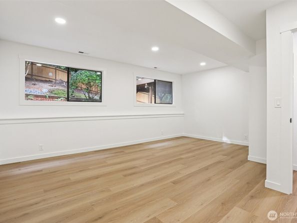 4643 147th Place SE, Bellevue WA 98006