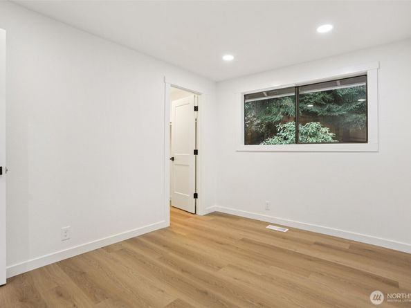 4643 147th Place SE, Bellevue WA 98006