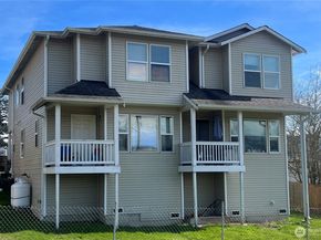 2905 11th Street C & D, Everett WA 98201