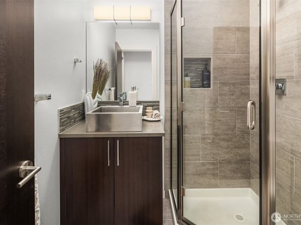 3344 E Republican Street, Seattle WA 98112