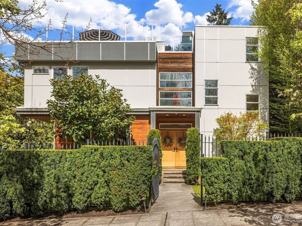 3344 E Republican Street, Seattle WA 98112