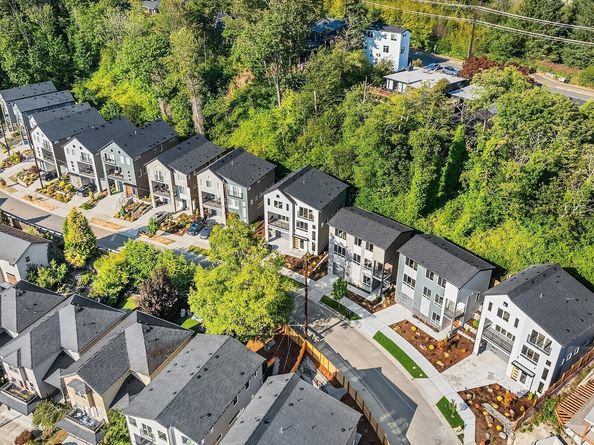 4570 23rd Avenue SW, Seattle WA 98106