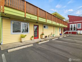 25825 Washington Boulevard NE, Kingston WA 98346
