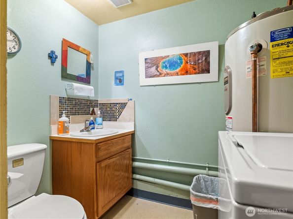 25825 Washington Boulevard NE, Kingston WA 98346