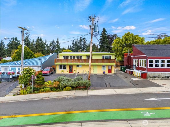 25825 Washington Boulevard NE, Kingston WA 98346