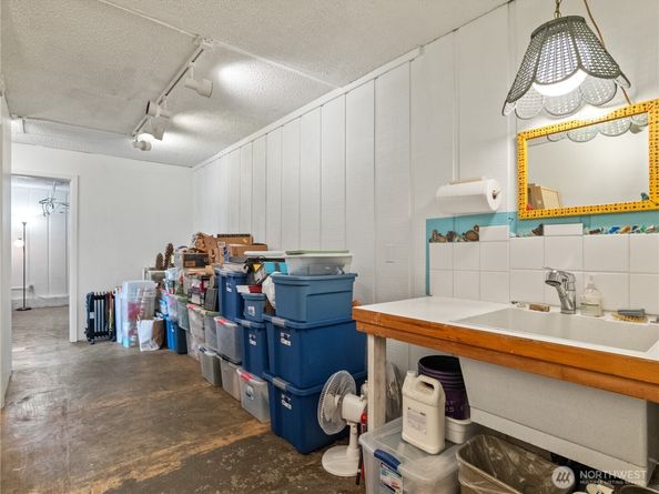 25825 Washington Boulevard NE, Kingston WA 98346