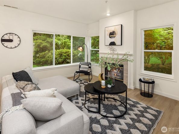 3751 257th Avenue SE 52, Sammamish WA 98029