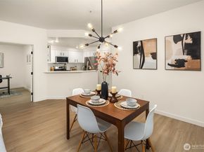 3751 257th Avenue SE 52, Sammamish WA 98029