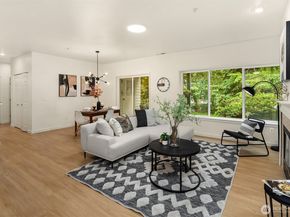3751 257th Avenue SE 52, Sammamish WA 98029