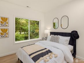 3751 257th Avenue SE 52, Sammamish WA 98029