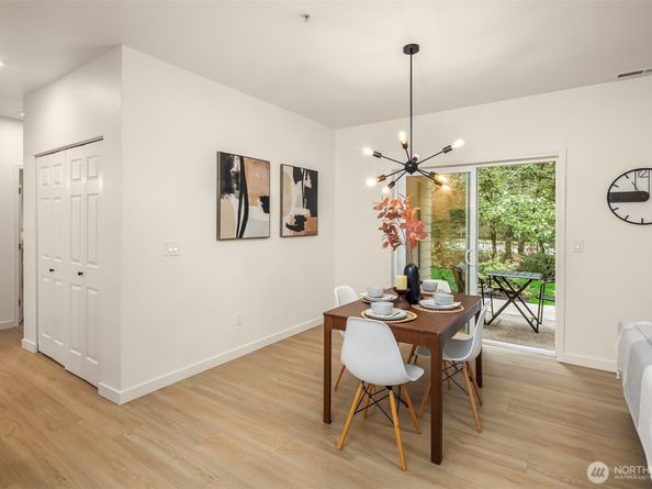 3751 257th Avenue SE 52, Sammamish WA 98029