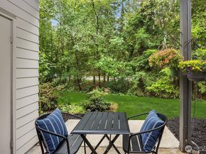 3751 257th Avenue SE 52, Sammamish WA 98029