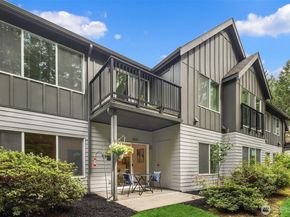3751 257th Avenue SE 52, Sammamish WA 98029