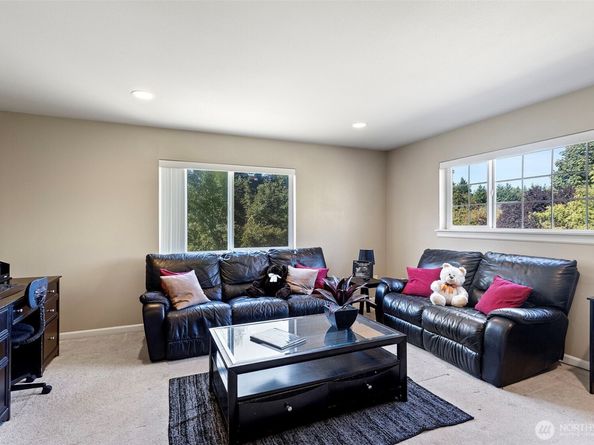 2256 SE Bandera Court, Port Orchard WA 98367